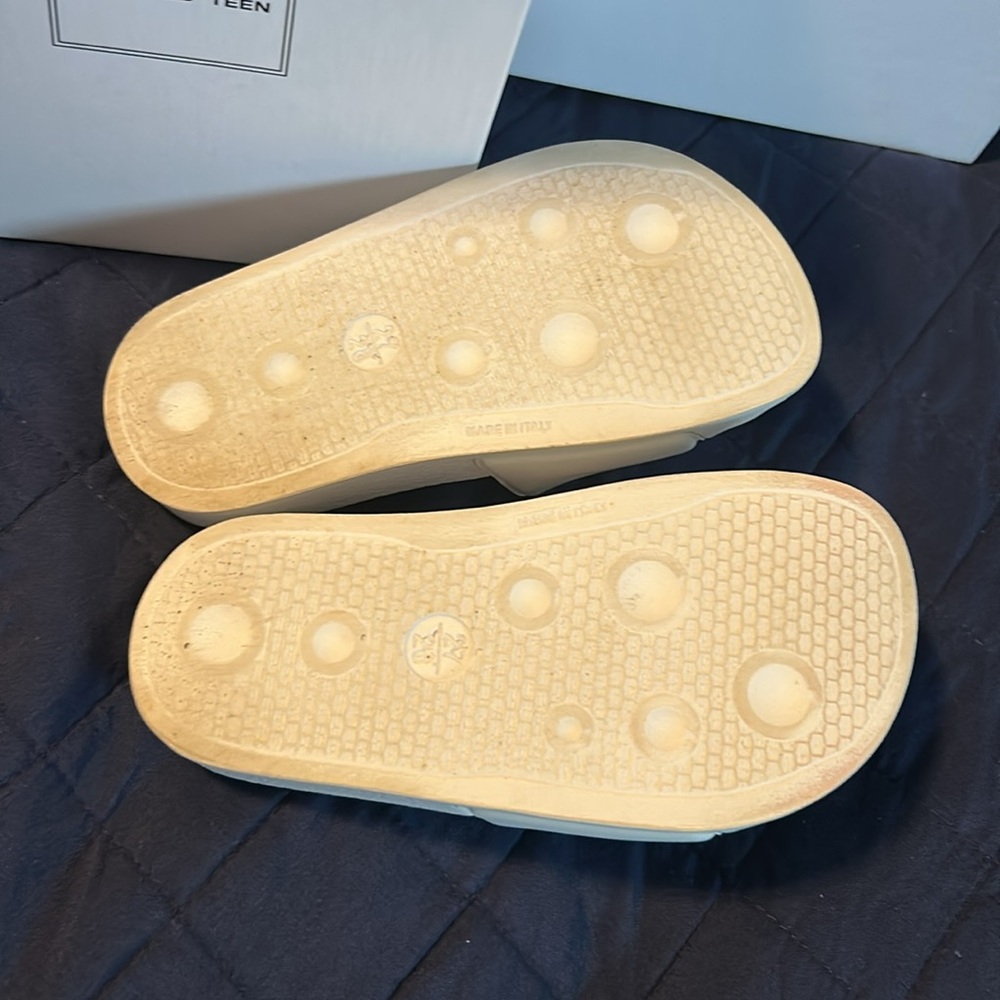 Moschino White Slide Sandals - Picture 3 of 6